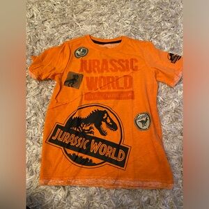 Jurassic World- Orange T-shirt size 8 🦕🦖